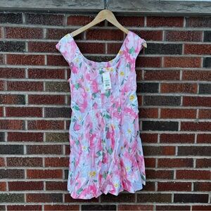 A New Day Pink and White Floral Pleated Sleeveless Scoop Neck Short Sleeve Dress